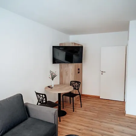 Aparthotel Boardinghouse Victory 4*