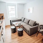 Boardinghouse Victory