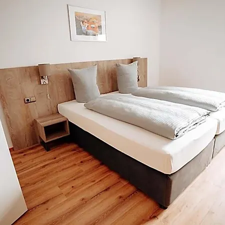 Ξενοδοχείο με διαμερίσματα Boardinghouse Victory
